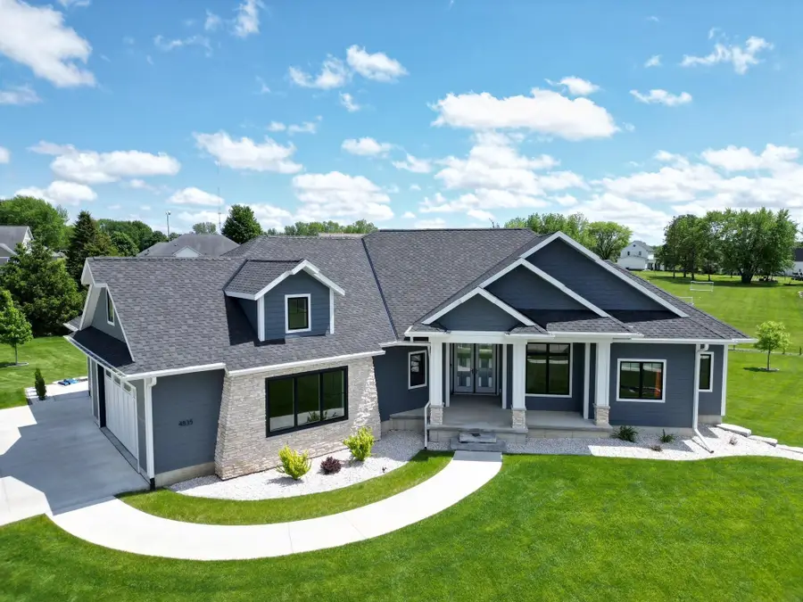4835 Shelley Court, Waterloo, IA 50701 - #3