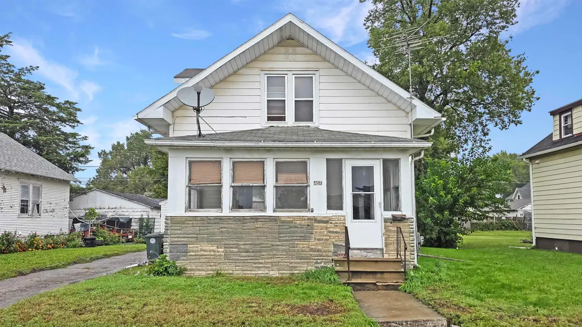 407 Rath Street, Waterloo, IA 50703 - #1