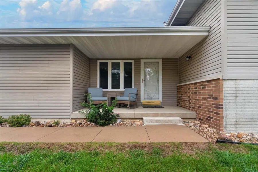 1447 Asbury Lane, Waterloo, IA 50701 - #3