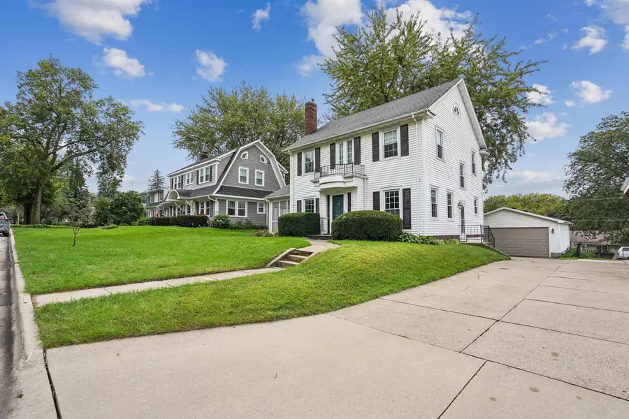 164 Lovejoy Avenue, Waterloo, IA 50701 - #3