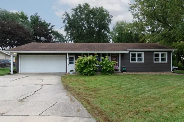 2308 Royal Drive, Cedar Falls, IA 50613