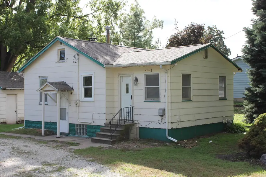 5318 Lafayette Road, Elk Run Heights, IA 50707 - #2