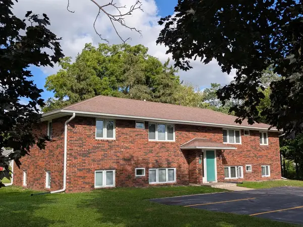 308 Center Street, Decorah, IA 52101