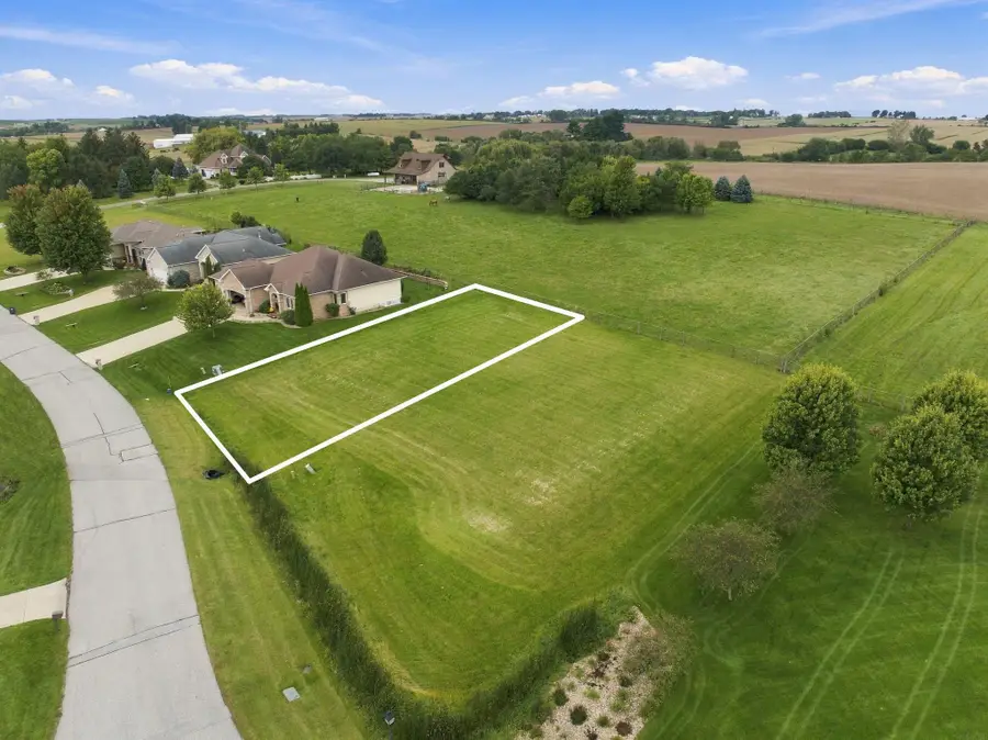 Sweet Water Circle, Waterloo, IA 50701 - #2
