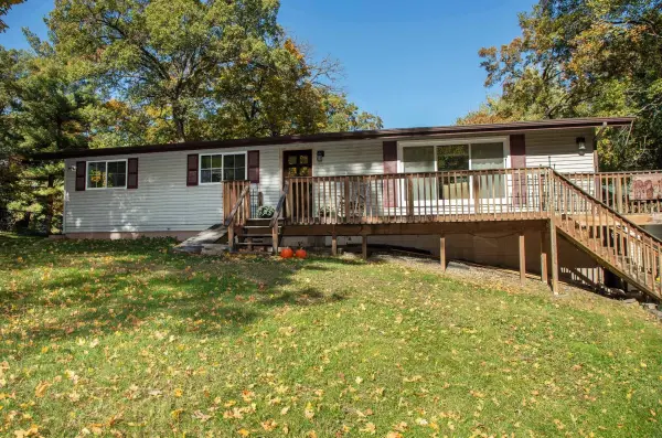 1401 SE 18th Avenue, Waverly, IA 50677