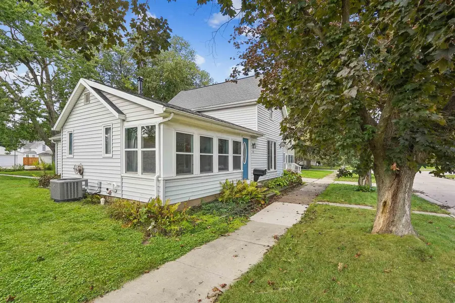 309 Iowa Street, Cedar Falls, IA 50613 - #3