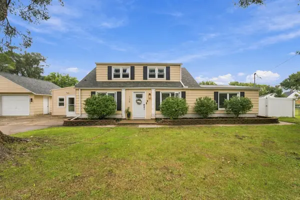 126 N Roosevelt Road, Evansdale, IA 50707