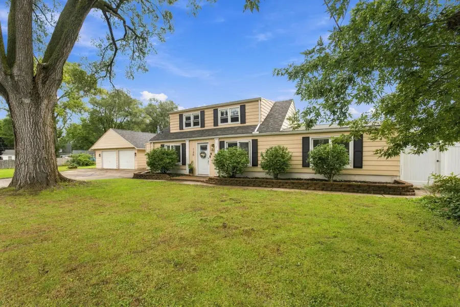 126 N Roosevelt Road, Evansdale, IA 50707 - #3