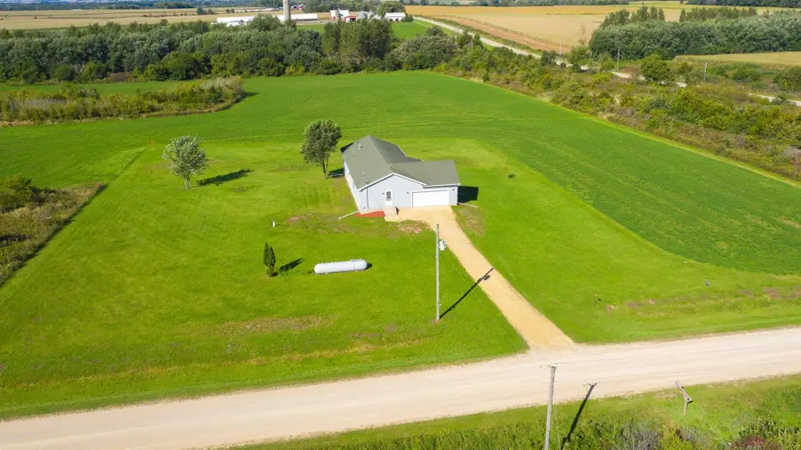 2205 Amherst Place, Charles City, IA 50616 - #2