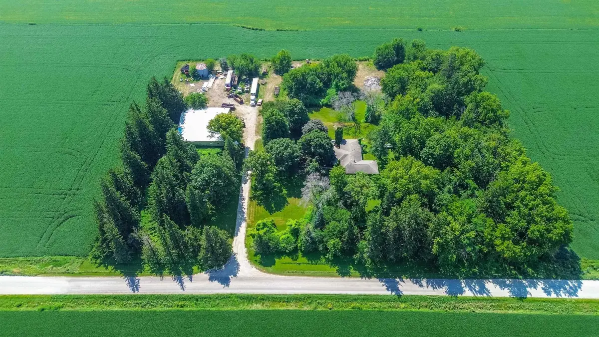 13726 230th Street, Eldora, IA 50627 - #1