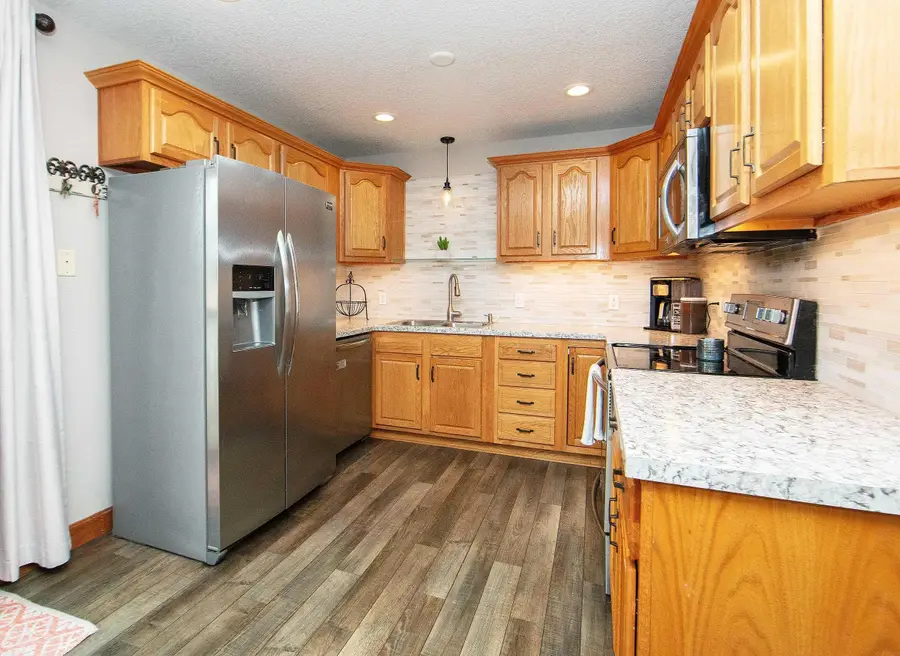 4760 Edgebrook Drive, Waterloo, IA 50701 - #3