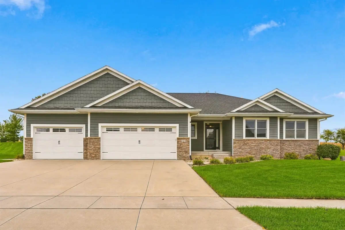 4319 Wynnewood Drive, Cedar Falls, IA 50613 - #1