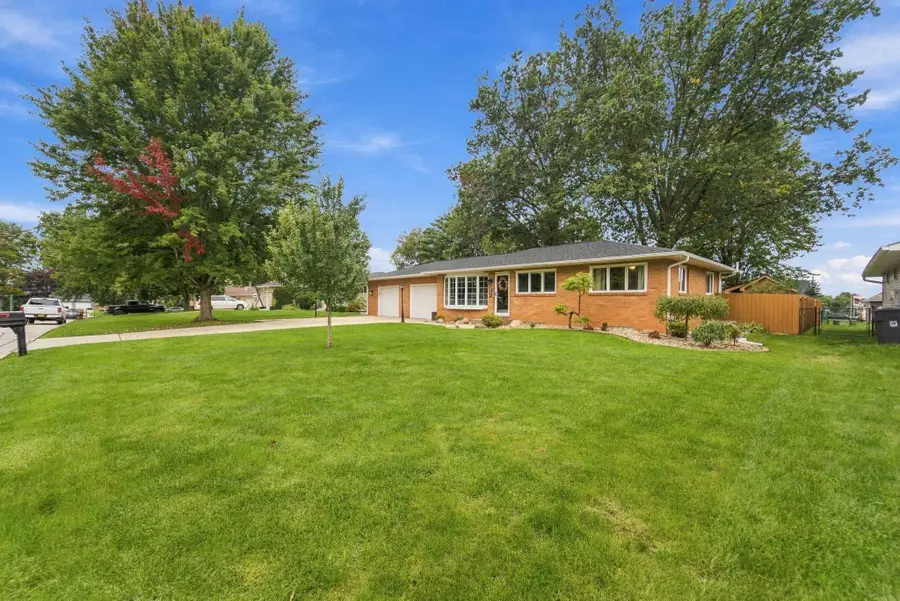 4211 Crestview Drive, Cedar Falls, IA 50613 - #2