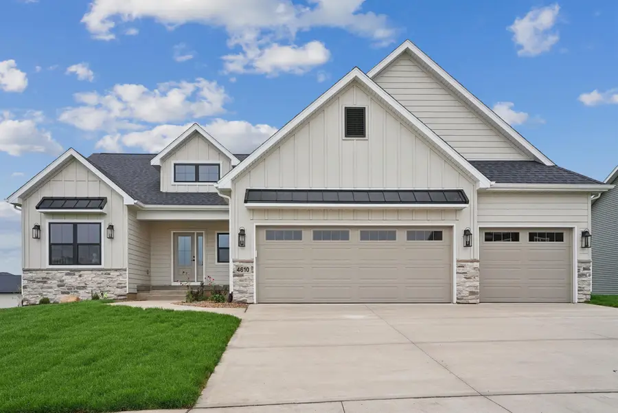 4610 Sonoma Drive, Cedar Falls, IA 50613 - #2
