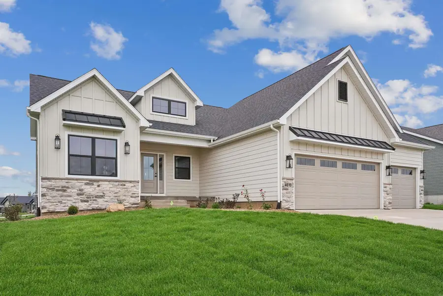 4610 Sonoma Drive, Cedar Falls, IA 50613 - #3