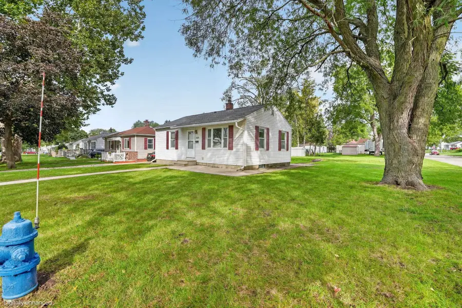 1181 Locke Avenue, Waterloo, IA 50702 - #3