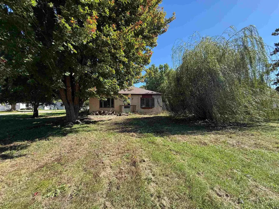 705 Burr Oak Avenue, Evansdale, IA 50707 - #2
