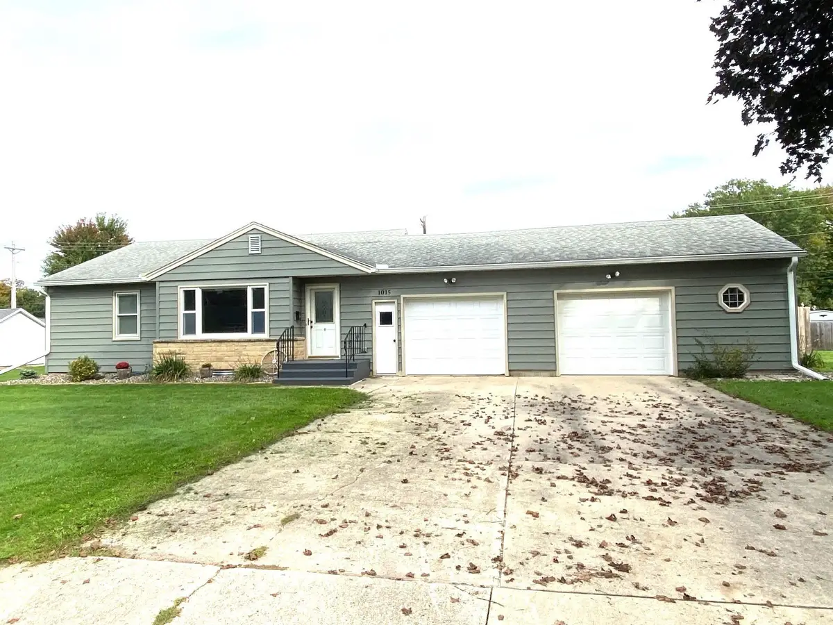 1015 Pine Street, Osage, IA 50461 - #1