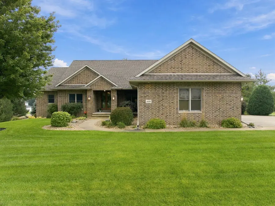 4558 William Drive, Waterloo, IA 50701 - #2