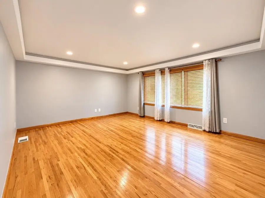 3251 Randolph Street, Waterloo, IA 50702 - #2