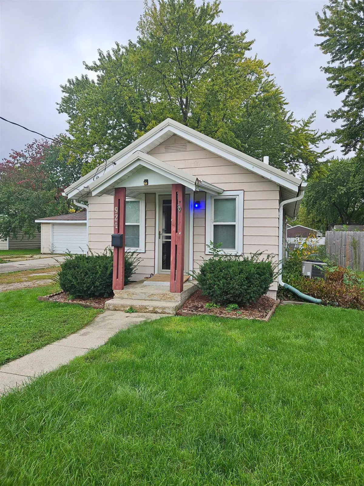 924 N Polk Avenue, Mason City, IA 50401 - #1