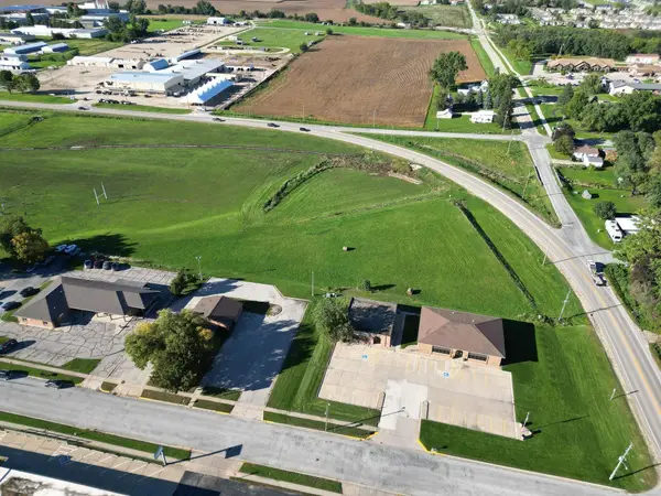 2020 NW 3rd Avenue, Waverly, IA 50677