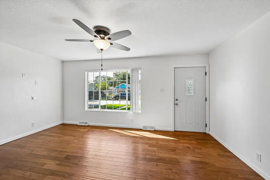1215 Evergreen, Waterloo, IA 50701 - #2