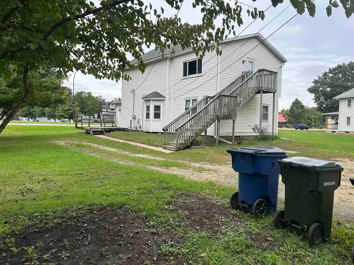 41 John Street, Waterloo, IA 50703 - #1