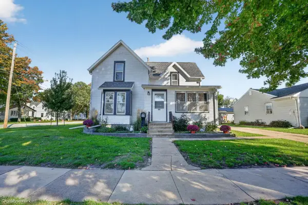 120 NW 5th Avenue, Waverly, IA 50677