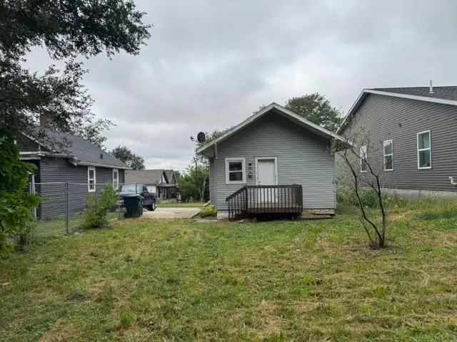 1100 SE 15th Street, Cedar Rapids, IA 52401 - #3