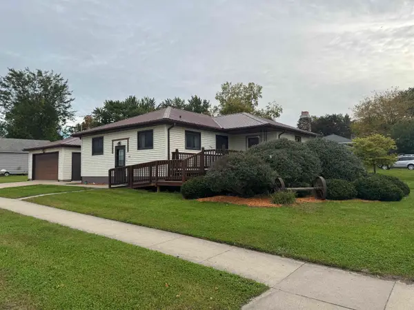 341 S Farrington Street, Denver, IA 50622