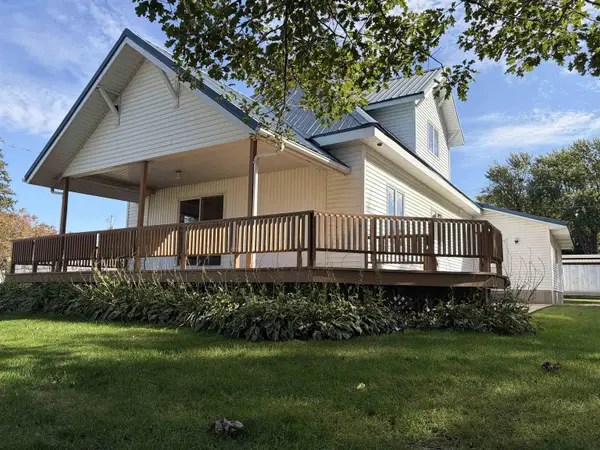400 N Monroe Street, Wellsburg, IA 50680