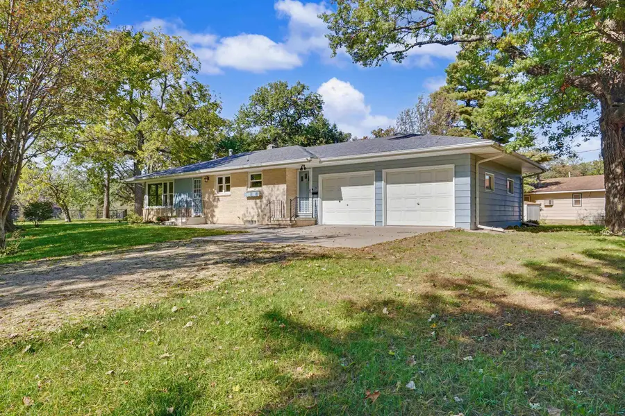 19 Shady Lane, Oelwein, IA 50662 - #2