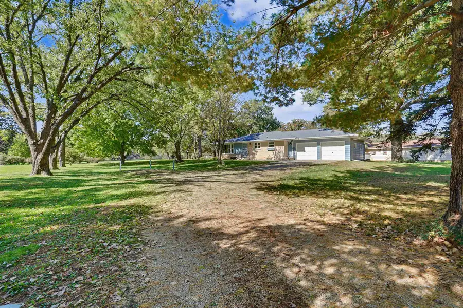 19 Shady Lane, Oelwein, IA 50662 - #3
