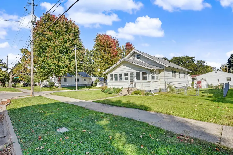 701 Hammond Avenue, Waterloo, IA 50702 - #2