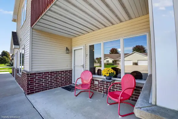 4241 Eastpark Road #7, Cedar Falls, IA 50613