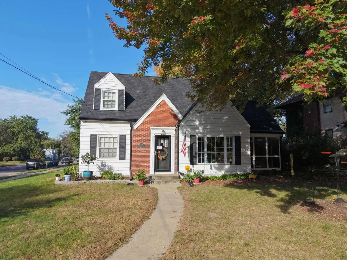 103 Highland Boulevard, Waterloo, IA 50703 - #1