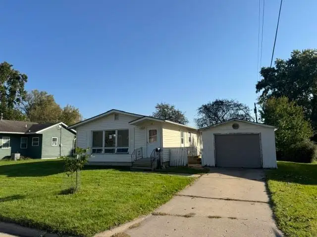 805 Decorah Avenue, Decorah, IA 52101 - #1