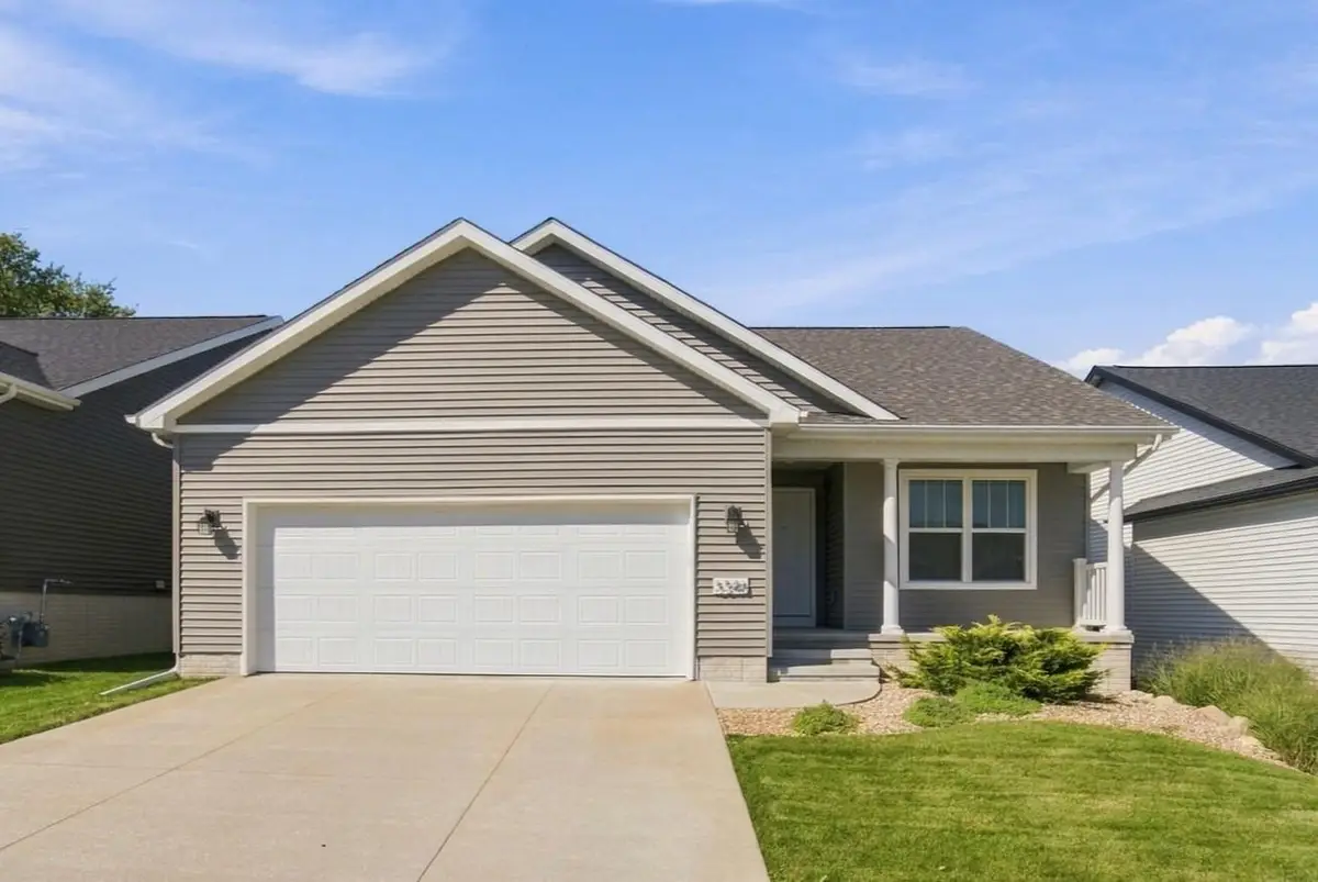 3346 Lincolnshire Road, Waterloo, IA 50701 - #1