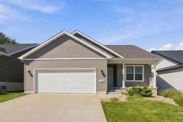 3346 Lincolnshire Road, Waterloo, IA 50701