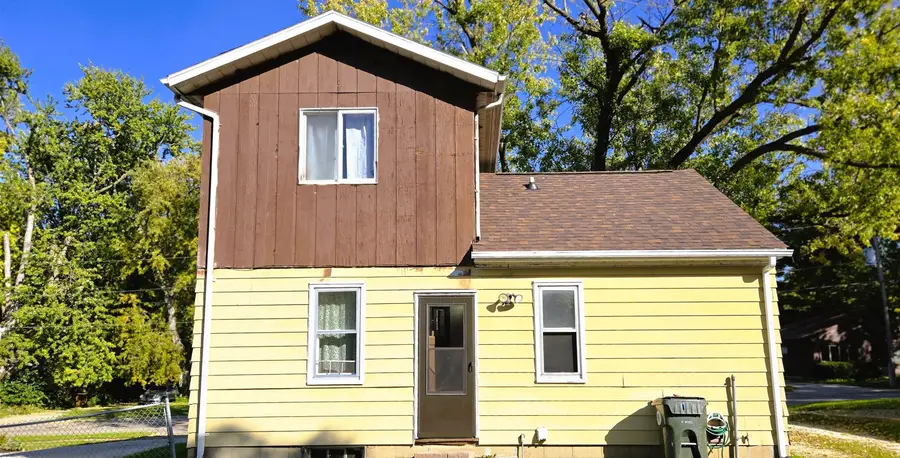 1044 Oregon Street, Waterloo, IA 50702 - #3