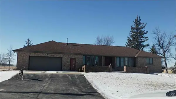 1852 190th Street, Waverly, IA 50677