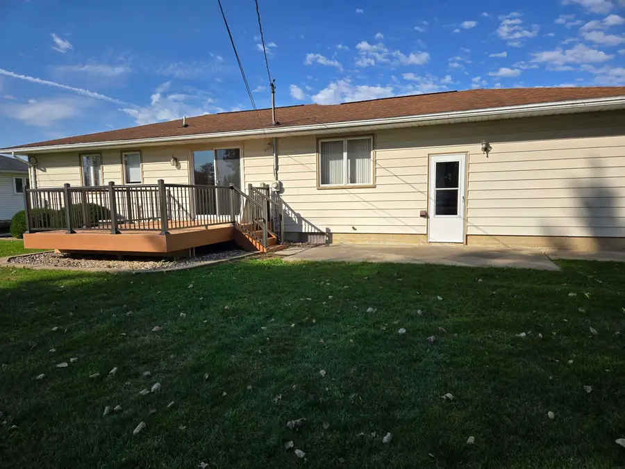 211 4th Ave Sw, Cresco, IA 52136 - #3