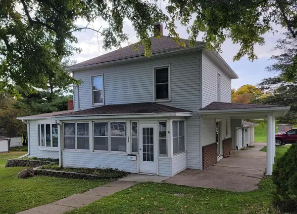 321 N Vine Street, West Union, IA 52175