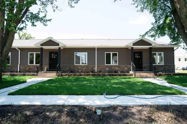 617 4th Street, Dike, IA 50624