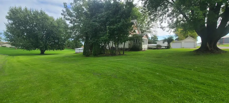 303 S Monroe Street, Garnavillo, IA 52049 - #3