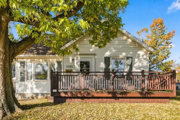 2303 Main Street, Cedar Falls, IA 50613
