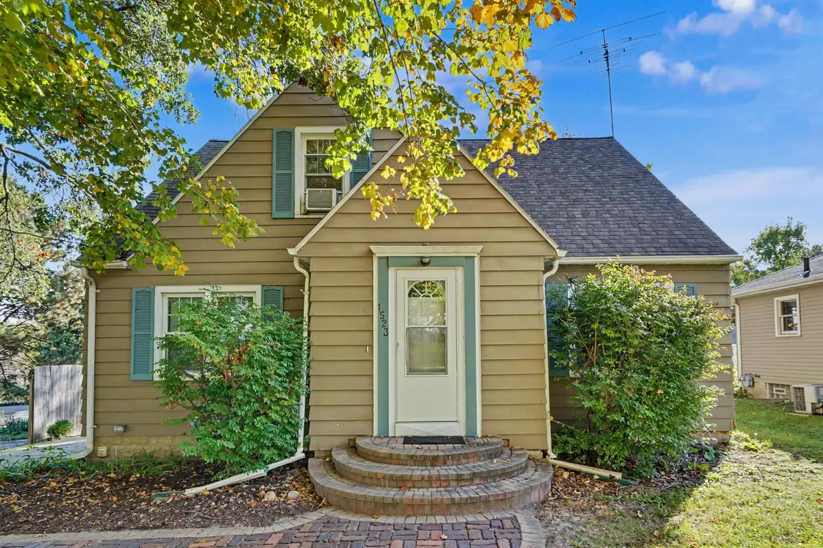 1523 Baltimore Street, Waterloo, IA 50702 - #1