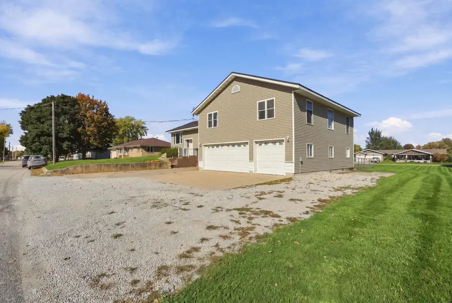 144 Lakeshore Drive, Nashua, IA 50658 - #2