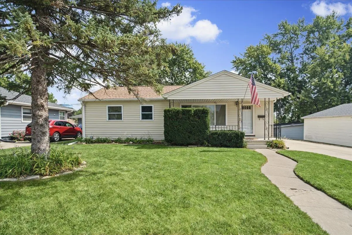 1137 Scott Avenue, Waterloo, IA 50701 - #1